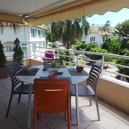 Apartment Triangle Du Cap Saramartel Pinede *
